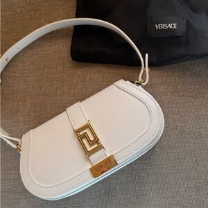 SOLD ‼️Versace Goddess White Shoulder Bag with Gold Accents
Authentic 100%